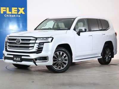 TOYOTA LAND CRUISER 300 - 1