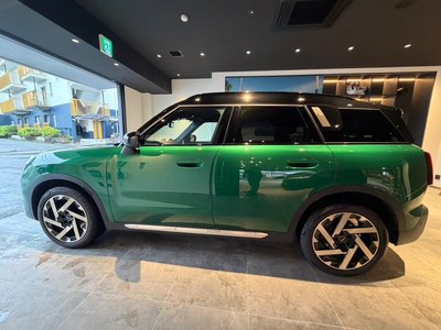 2025 MINI COOPER COUNTRYMAN — миниатюра 12