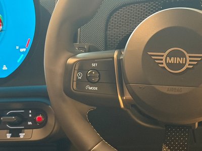 2025 MINI COOPER COUNTRYMAN — миниатюра 21
