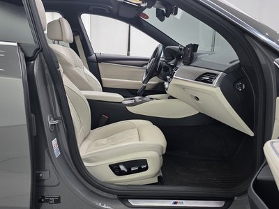 BMW 6 SERIES GT - 10