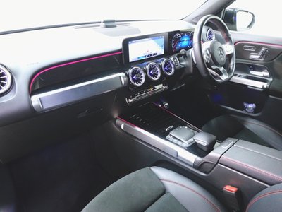 2023 Mercedes-BENZ GLB — миниатюра 11