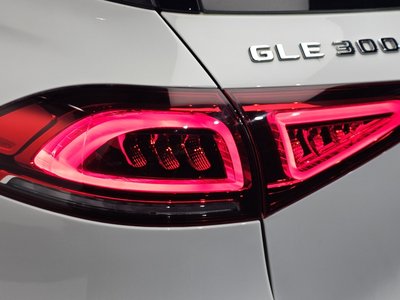 MERCEDES-BENZ GLE - 10