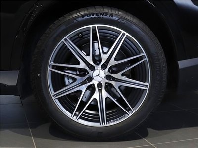 MERCEDES-BENZ GLC - 7