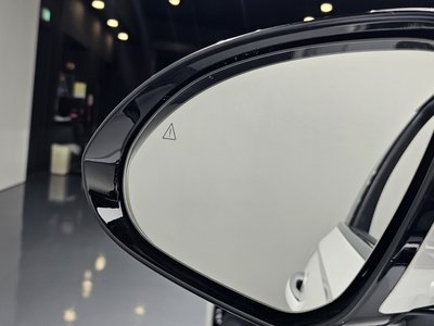 صورة مصغرة 32 لـ 2021 Genesis GV70