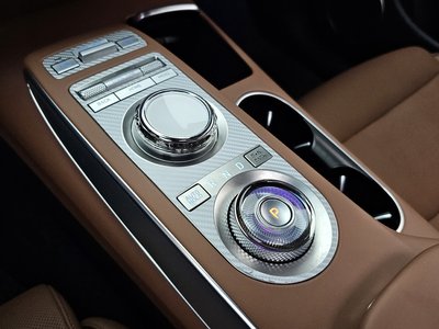 صورة مصغرة 12 لـ 2021 Genesis GV70