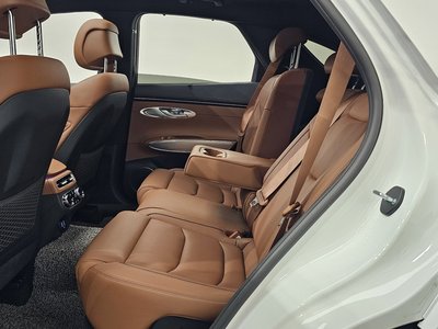 صورة مصغرة 16 لـ 2021 Genesis GV70