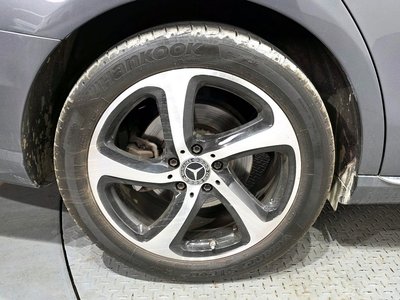 MERCEDES-BENZ E-CLASS - 6