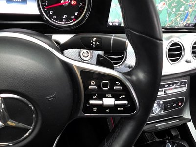 MERCEDES-BENZ E-CLASS - 9