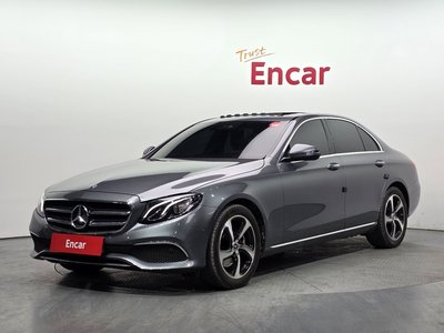 MERCEDES-BENZ E-CLASS - 1