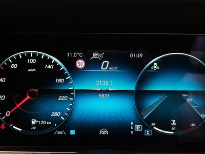 MERCEDES-BENZ E-CLASS - 8