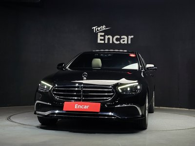 MERCEDES-BENZ E-CLASS - 2