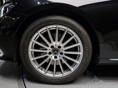 MERCEDES-BENZ E-CLASS - 6