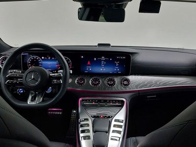 صورة 5 لـ 2025 Mercedes-BENZ GT AMG