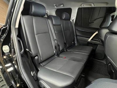 TOYOTA LAND CRUISER PRADO - 10