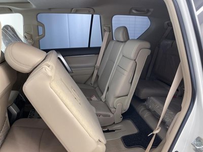 صورة 18 لـ 2023 Toyota LAND CRUISER PRADO
