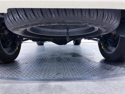 TOYOTA LAND CRUISER PRADO - 8