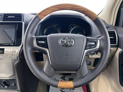 صورة 32 لـ 2023 Toyota LAND CRUISER PRADO