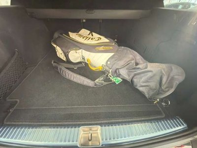 MERCEDES-BENZ E-CLASS - 8