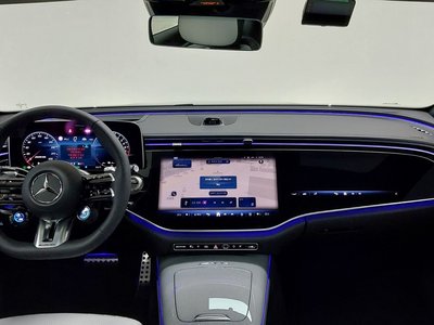 MERCEDES-BENZ E-CLASS - 4