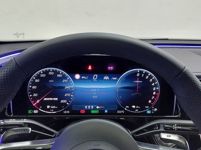 MERCEDES-BENZ E-CLASS - 8