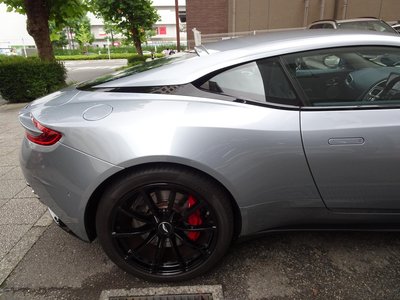 2019 Aston Martin DB11 缩略图 31