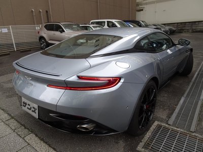 2019 Aston Martin DB11 — фото 3