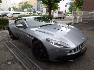 2019 Aston Martin DB11 — фото 1