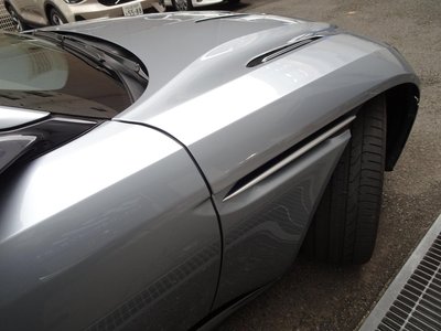 2019 Aston Martin DB11 缩略图 29