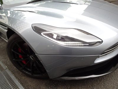 2019 Aston Martin DB11 缩略图 27