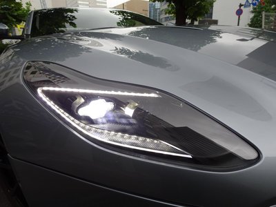 2019 Aston Martin DB11 缩略图 17