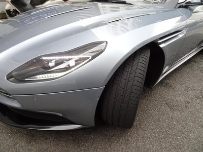 2019 Aston Martin DB11 缩略图 40