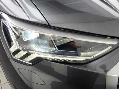 2022 AUDI Q3 photo 9