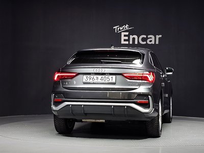 2022 AUDI Q3 photo 4