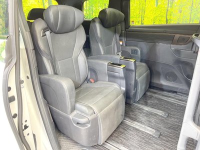 2024 Toyota ALPHARD — фото 9