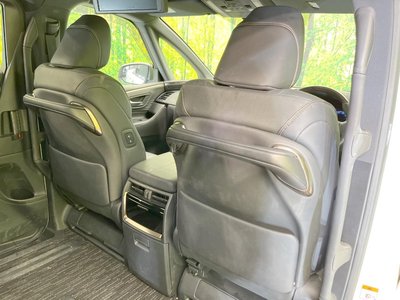 2024 Toyota ALPHARD thumbnail 40