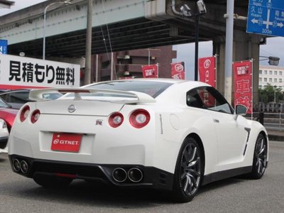 2014 Nissan GT-R 照片 2