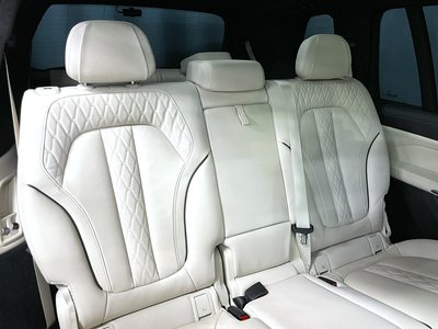 2021 BMW X7 — миниатюра 44