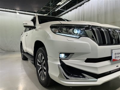 TOYOTA LAND CRUISER PRADO - 8