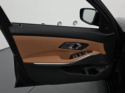 صورة مصغرة 14 لـ 2026 BMW 3 SERIES