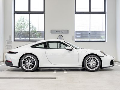 PORSCHE 911 - 6