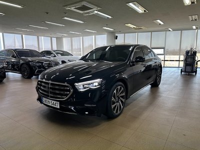MERCEDES-BENZ E-CLASS - 5