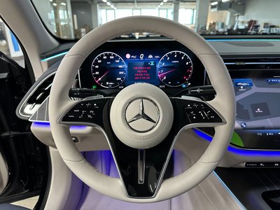 MERCEDES-BENZ E-CLASS - 4
