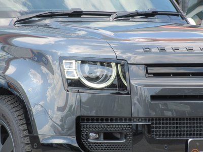 LAND ROVER DEFENDER - 7