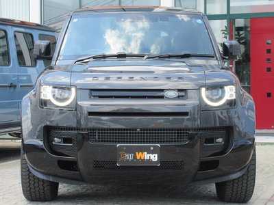 LAND ROVER DEFENDER - 3