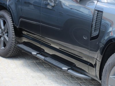 LAND ROVER DEFENDER - 9