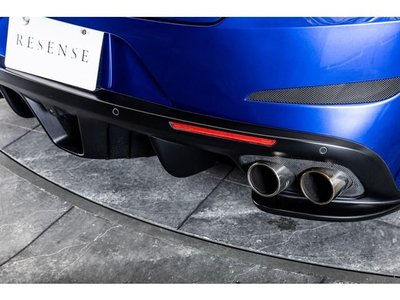 2019 Ferrari GTC4 LUSSO thumbnail 32