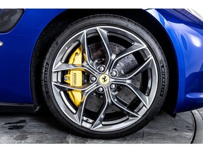 2019 Ferrari GTC4 LUSSO thumbnail 20
