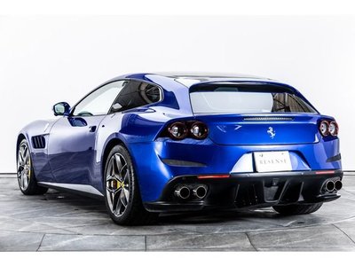 2019 Ferrari GTC4 LUSSO thumbnail 24