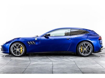 2019 Ferrari GTC4 LUSSO photo 5