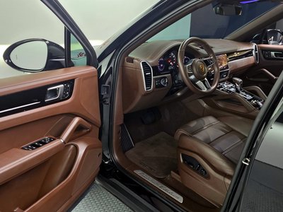 PORSCHE CAYENNE - 10